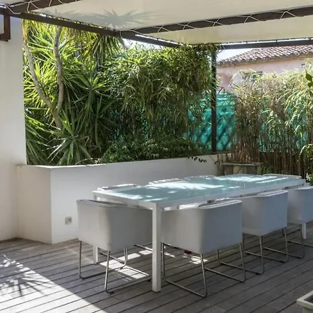 Holiday home Tripez 5 Bedrooms With Pool